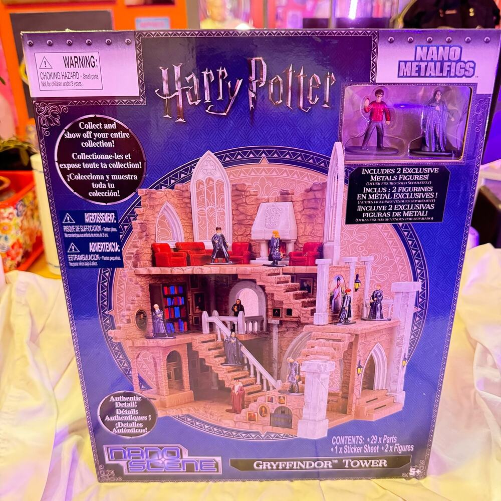 Harry Potter Nano Metalfigs Gryffindor Tower Nano Scene NEW in box
